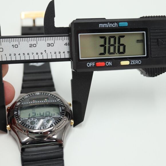 Vintage Digital Sports Watch 39mm Alarm Chrono Black Strap with New Battery - Picture 2 of 16